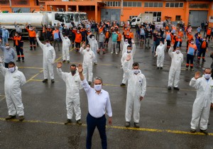 Başkan Uysal dan Temizlik işçileri için özel 1 Mayıs kutlaması